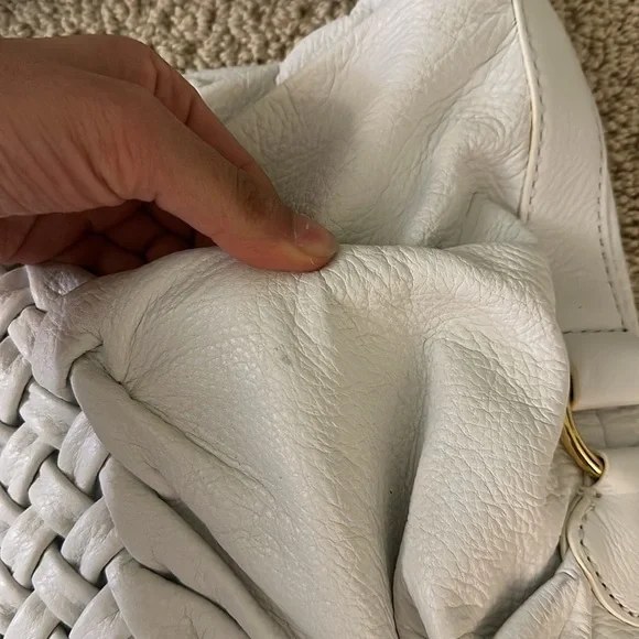 White Shoulder Bag - Picture 4 of 17